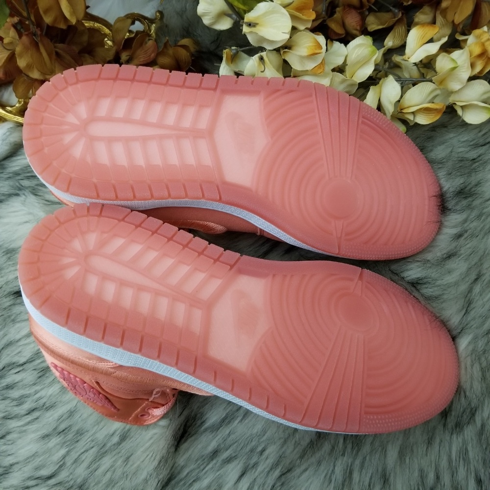 Air Jordan 1 Retro High SOH - Picture 7 of 8